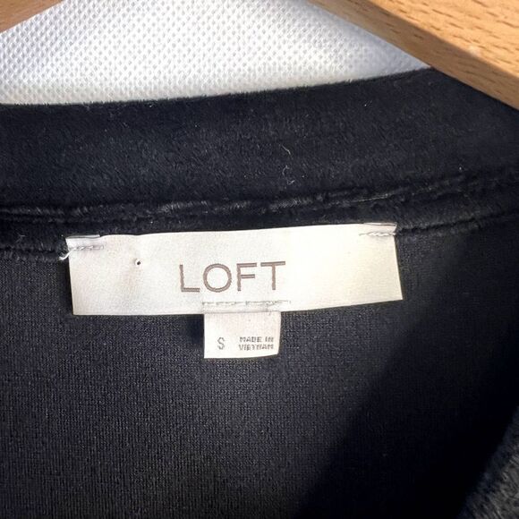 LOFT Mock Neck Long Sleeve Black Velvet Sweater Size Small - Picture 7 of 9